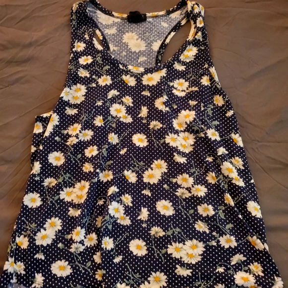 Forever 21 Sunflower Tank Size M - Picture 1 of 2